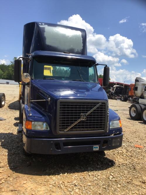 VOLVO VNM