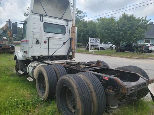 VOLVO VNL