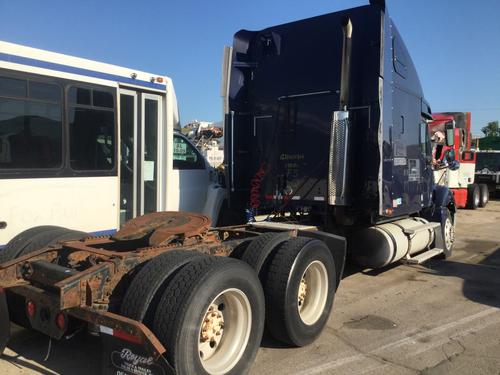 FREIGHTLINER COLUMBIA 120