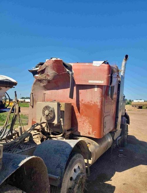 KENWORTH T800B