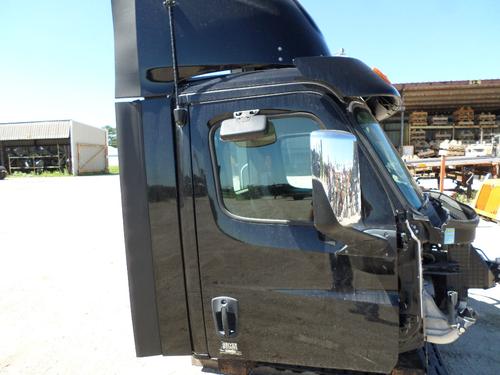 FREIGHTLINER CASCADIA 116
