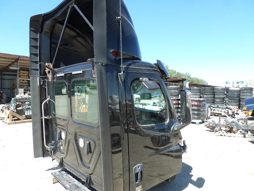 FREIGHTLINER CASCADIA 116
