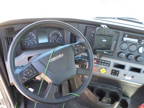 FREIGHTLINER CASCADIA 116