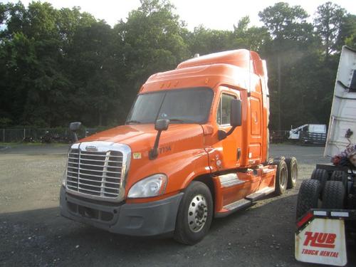 FREIGHTLINER CASCADIA 125