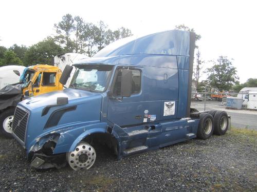 VOLVO VNL