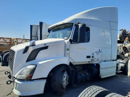 VOLVO VNL