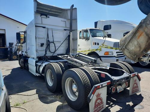 VOLVO VNL