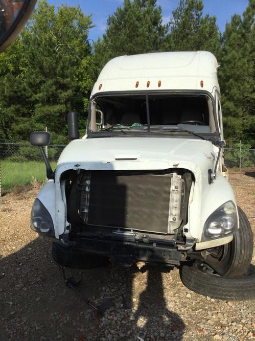 FREIGHTLINER CASCADIA 125