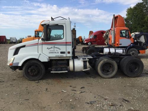 VOLVO VNL