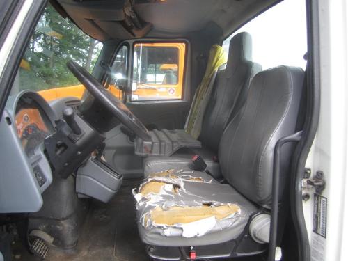 INTERNATIONAL 4300