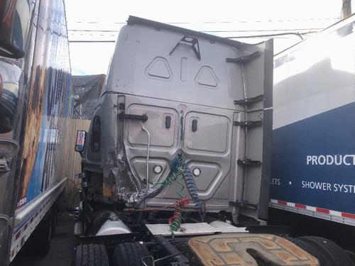 FREIGHTLINER CASCADIA 125BBC