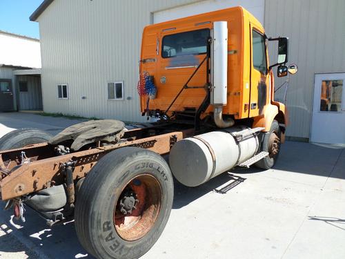 VOLVO VNM