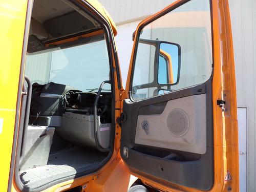 VOLVO VNM