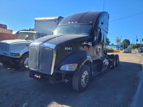 KENWORTH T700