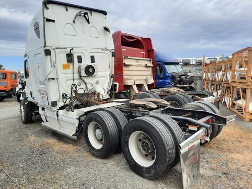 FREIGHTLINER CASCADIA 125