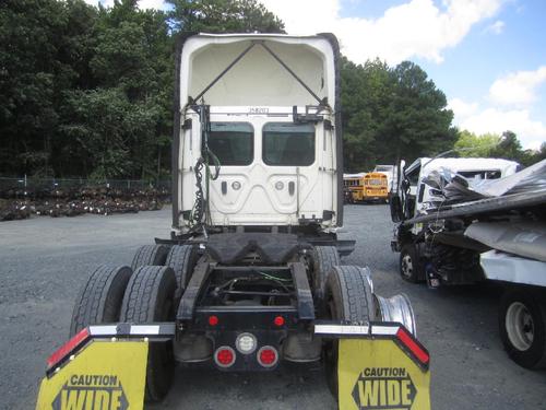 FREIGHTLINER CASCADIA 126