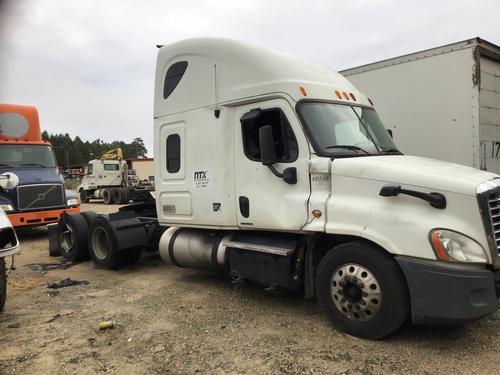 FREIGHTLINER CASCADIA 125