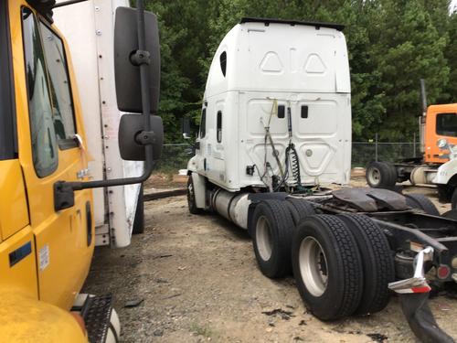 FREIGHTLINER CASCADIA 125