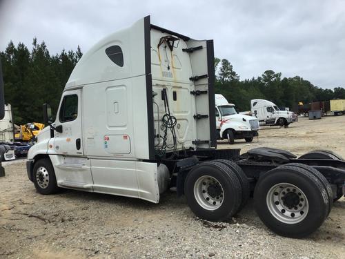 FREIGHTLINER CASCADIA 125
