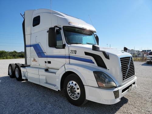 VOLVO VNL