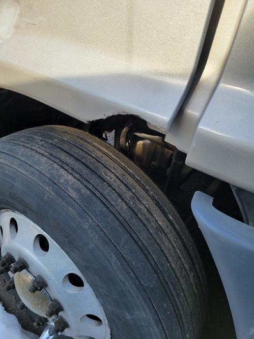 FREIGHTLINER CASCADIA 125BBC