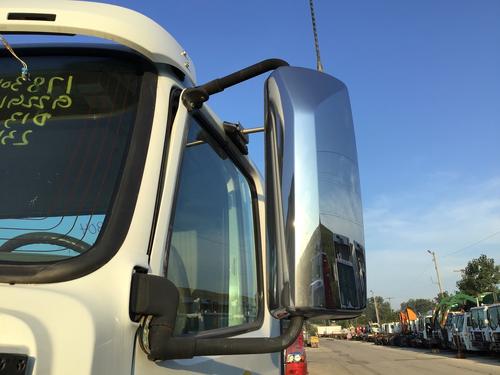 VOLVO VNM