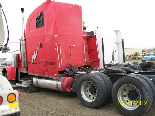 FREIGHTLINER FLD132 CLASSIC XL