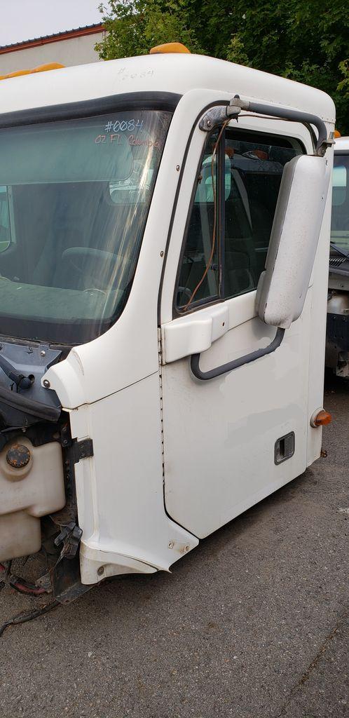 FREIGHTLINER COLUMBIA