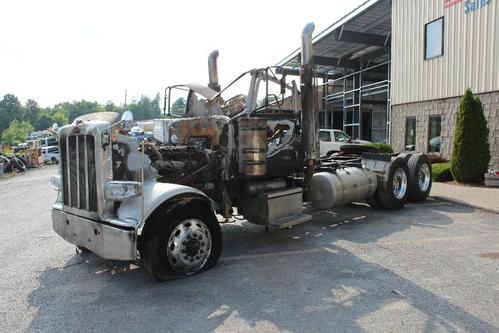 PETERBILT 389