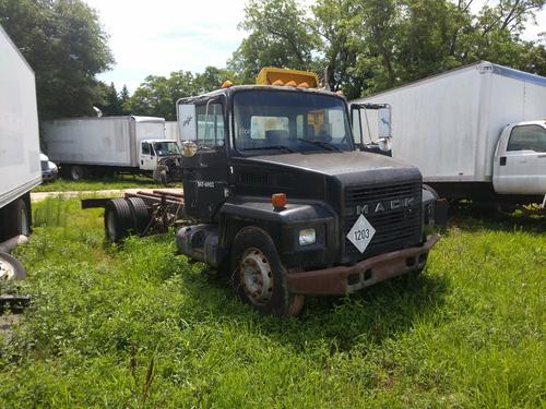 Mack CS250P