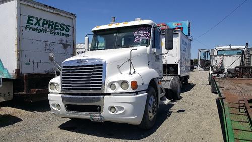 FREIGHTLINER CENTURY CLASS 112