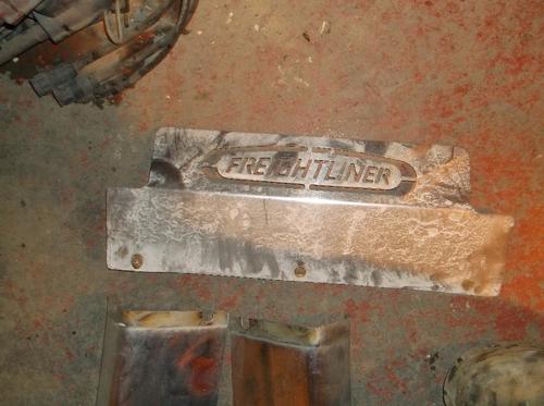 FREIGHTLINER FLD132 CLASSIC XL