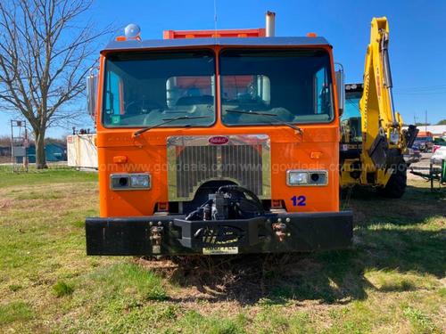 PETERBILT 320