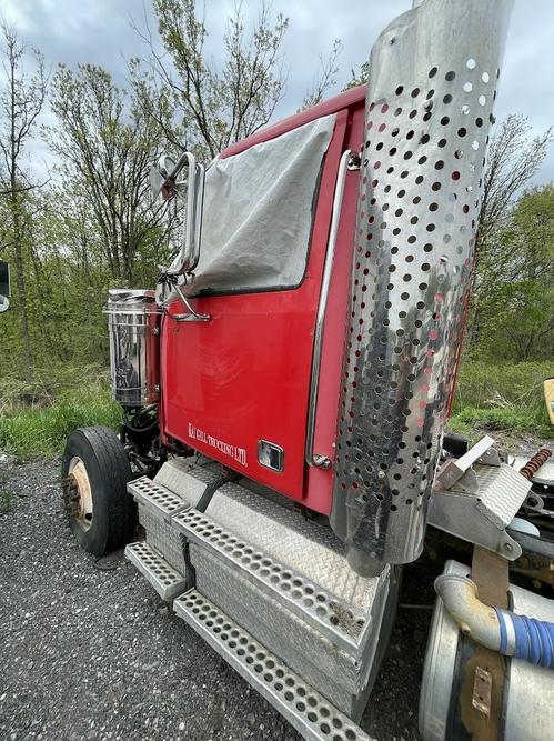 WESTERN STAR TR 4900 FA