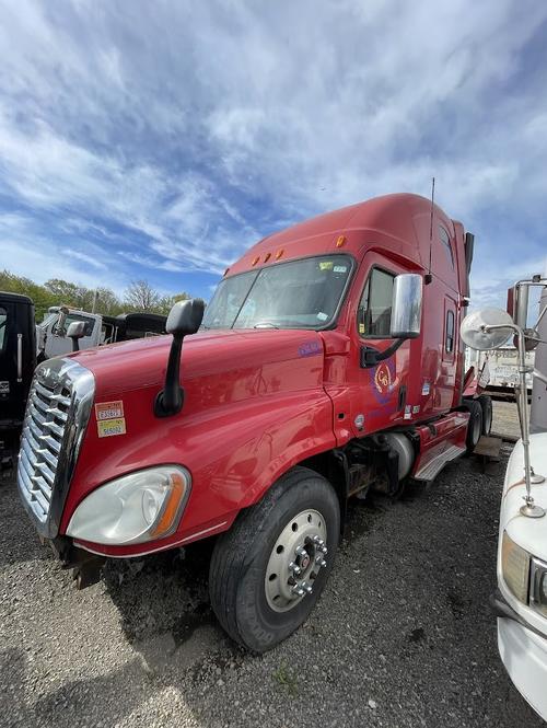 FREIGHTLINER CASCADIA 125BBC