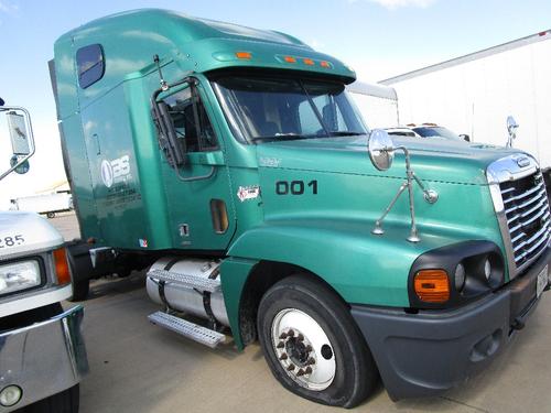 FREIGHTLINER ST120