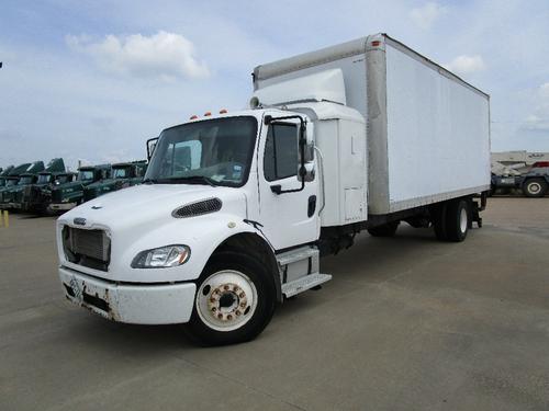 FREIGHTLINER M2 106