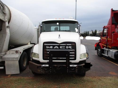 MACK GU813