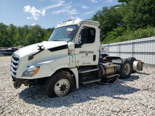 FREIGHTLINER CASCADIA