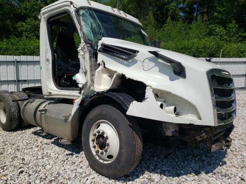 FREIGHTLINER CASCADIA