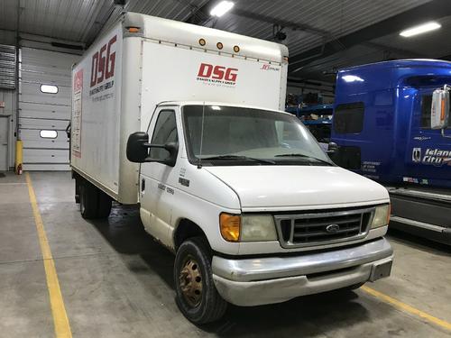 Ford E350 CUBE VAN