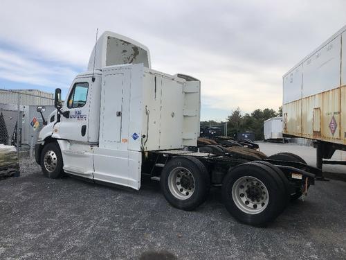 FREIGHTLINER CASCADIA 113BBC