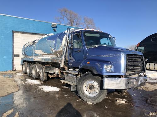 Freightliner 114SD