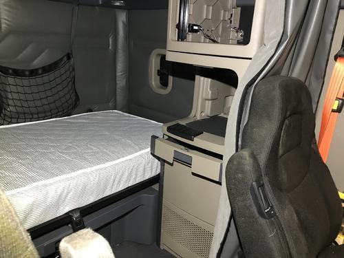 Freightliner CASCADIA