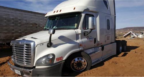 FREIGHTLINER CASCADIA