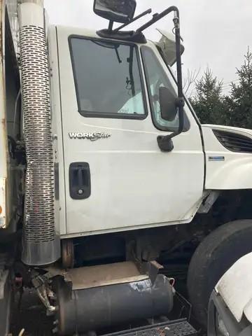 INTERNATIONAL 7500 SFA