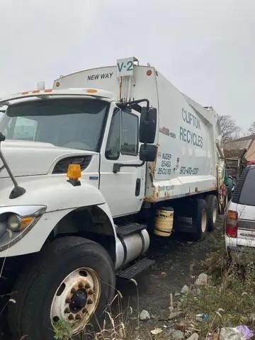 INTERNATIONAL 7500 SFA