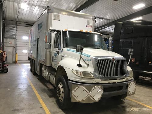 International DURASTAR (4400)