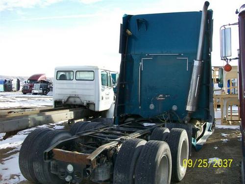 FREIGHTLINER COLUMBIA 120