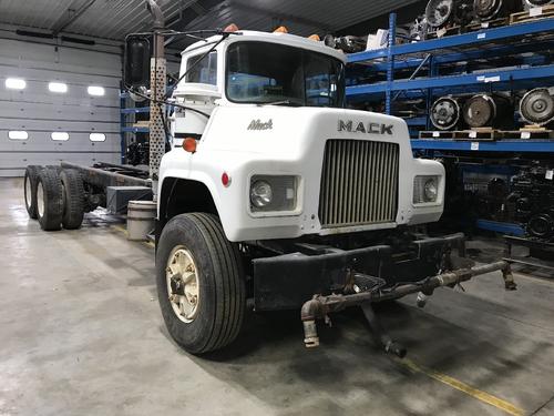 Mack DM600